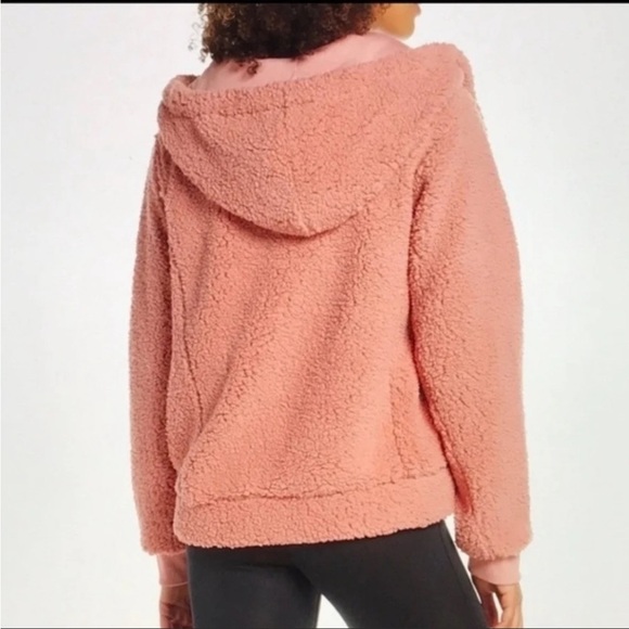 Zella Hooded Sherpa Zip Up Jacket in Dusty Pink - Picture 2 of 5